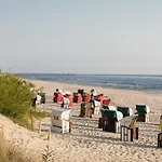 Strandvillen 4*