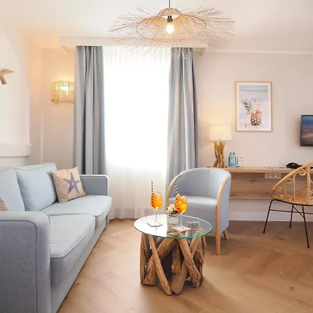 Strandvillen Otel 4*