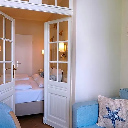 Strandvillen 4*